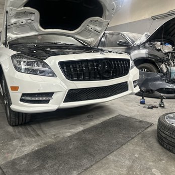 Reliable Auto Collision - Body Shops Near Me - Sun Valley, California Reliable Auto Collision - Body Shops Near Me - Sun Valley, California