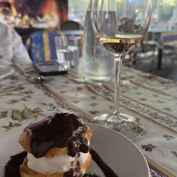 RÊVE - Profiterole and champagne. - French Near Me - Lafayette, California