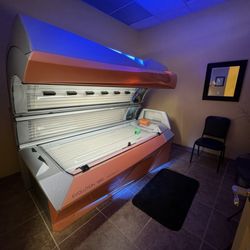 Radiance Tanning - Good quality beds & they are always clean! This one's the strongest but the fans are stronger, very comfortable.