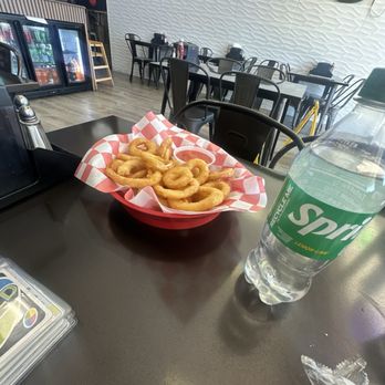 EATaliano - Onion Ring - Pizza Near Me - Ashburn, Virginia