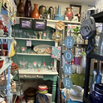 Pet Lovers Litas Thrift Boutique - Community Service/Non-Profit Near Me - Davie, Florida Pet Lovers Litas Thrift Boutique - Community Service/Non-Profit Near Me - Davie, Florida