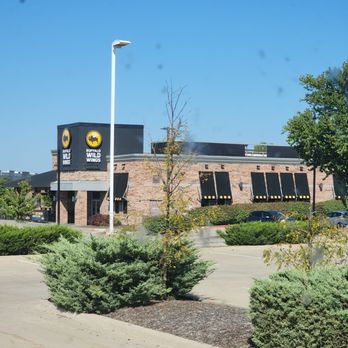 BUFFALO WILD WINGS - Updated December 2025 - 66 Photos & 164