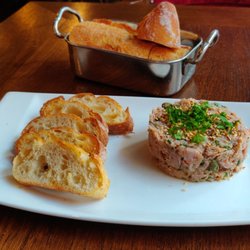 La Grande Bouteille - Tuna appetizer