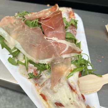 Spontini - Pizza - Pizza Near Me - Milan, Michigan