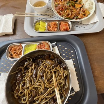 H Mart - Centreville - Jajangmyeon & Ojingeo Dupbap - Grocery Near Me - Centreville, Virginia H Mart - Centreville - Jajangmyeon & Ojingeo Dupbap - Grocery Near Me - Centreville, Virginia