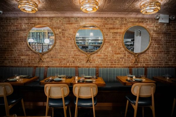 Crave Fishbar Upper East Side by null