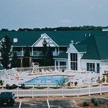 Pheasant Park Resort - Hotels Near Me - Sister Bay, Wisconsin Pheasant Park Resort - Hotels Near Me - Sister Bay, Wisconsin