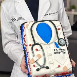 Macey's Spanish Fork - White coat ceremony cake.