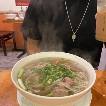 Patê Vietnamese Cuisine - Phở Đặc Biệt - Combination Phở - Vietnamese Near Me - Honolulu, Hawaii Patê Vietnamese Cuisine - Phở Đặc Biệt - Combination Phở - Vietnamese Near Me - Honolulu, Hawaii
