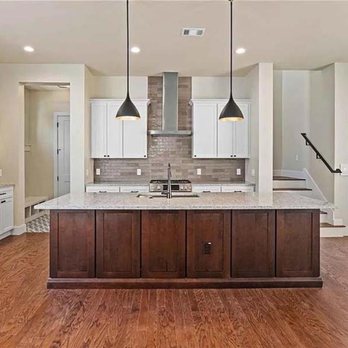 HeyCon Builders - a kitchen with a center island - General Contractors Near Me HeyCon Builders - a kitchen with a center island - General Contractors Near Me