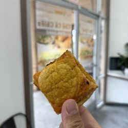 Carrot & Daikon Banh Mi - Century - Pate So / Pork Pastry Pie