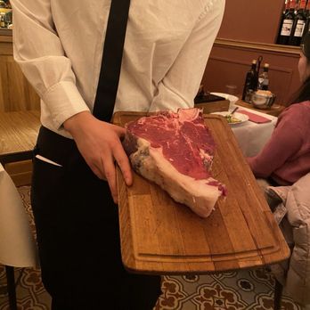 Trattoria Dalloste - The steak we choice before grilling - Steakhouses Near Me - Florence, FI