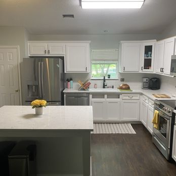 Carter's Handyman Service - Custom made island with new kitchen - Windows Installation Near Me
