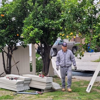 VINYL PROS - After the demo of the old fence, quick progress on my new fence! - Patio Coverings Near Me VINYL PROS - After the demo of the old fence, quick progress on my new fence! - Patio Coverings Near Me