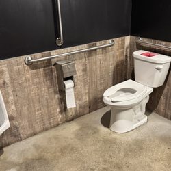 Kickstand Kitchen - Exceptionally clean and good smelling bathroom