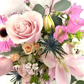 Flower By Helen - Florists Near Me - Chino Hills, California