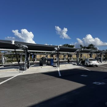 Lux Car Wash - Car Wash Near Me - Orlando, Florida Lux Car Wash - Car Wash Near Me - Orlando, Florida
