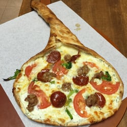 Apollo Pizza