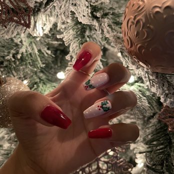 Le Nails - Nail Salons Near Me - Aiea, Hawaii