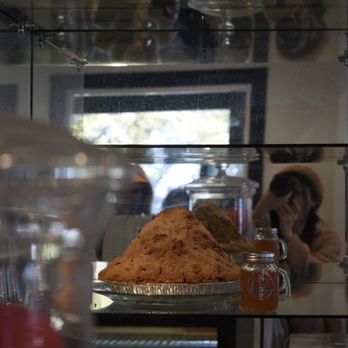 Apple Annie's - Mile High Apple Pie - Bakeries Near Me - Oak Glen, California Apple Annie's - Mile High Apple Pie - Bakeries Near Me - Oak Glen, California