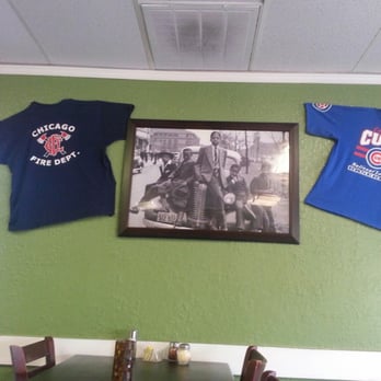 Dobro's Restaurant - Chicago decor on the walls - Italian Near Me - Deland, Florida Dobro's Restaurant - Chicago decor on the walls - Italian Near Me - Deland, Florida