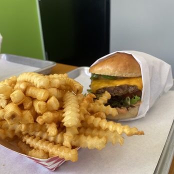 iniBurger - Gourmet Burgers - Hawaiian Spice and Fries - Burgers Near Me - Pleasanton, California