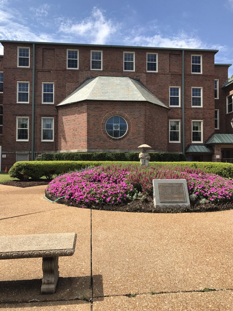 CITY OF DES PERES 12325 Manchester Rd, Des Peres, Missouri Public