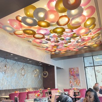 Bloom & Bee - Interior - New American Near Me - Houston, Texas Bloom & Bee - Interior - New American Near Me - Houston, Texas