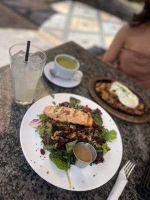 Leone Café by null