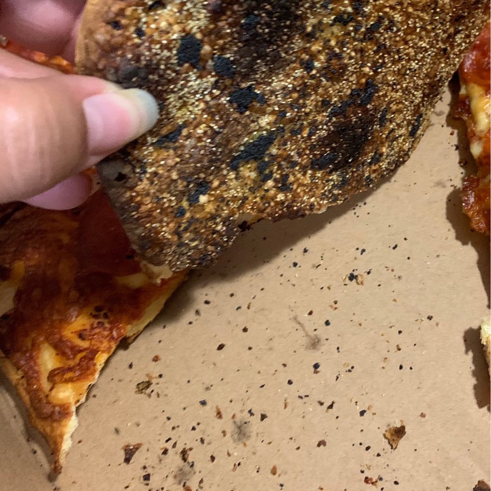 Ugo's Pizza Parlor - Burnt - Pizza Near Me - Dallas, Oregon