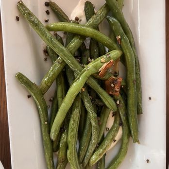 Eclipse di Luna - Dunwoody - Ejotes Salteados - Tapas Bars Near Me - Dunwoody, Georgia