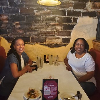 Half Shell Oyster House - Friends - Seafood Near Me - Gulfport, Mississippi Half Shell Oyster House - Friends - Seafood Near Me - Gulfport, Mississippi
