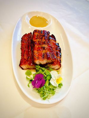 HK Lounge Bistro by null