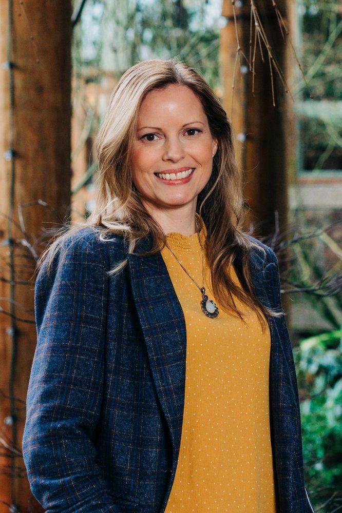 KRISTIN SEIBERT, REALTOR PARAMOUNT REAL ESTATE GROUP Updated August