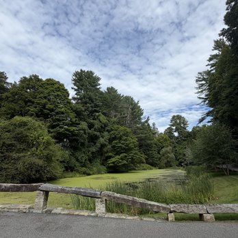 Mayflower Inn & Spa - Hotels Near Me - Washington, Connecticut