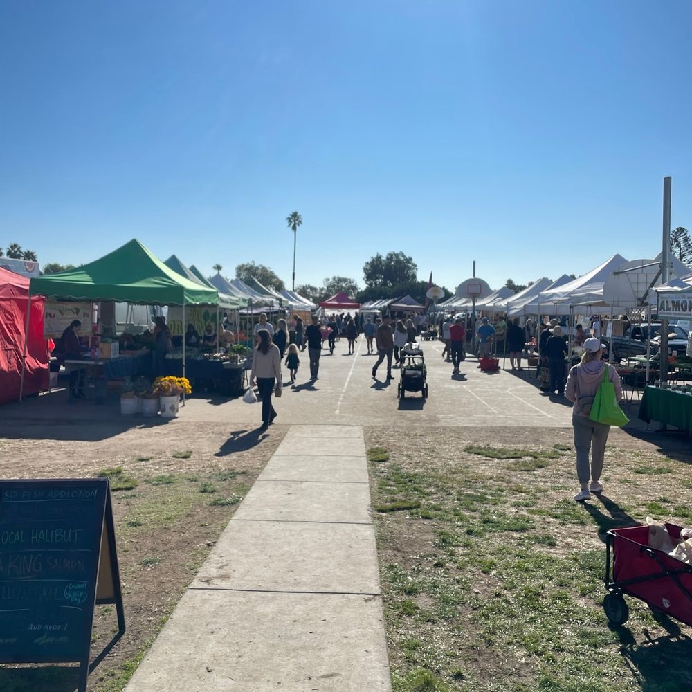 Encinitas/Leucadia Farmers' Market - Layout of the market - Farmers Market Near Me - Encinitas, California Encinitas/Leucadia Farmers' Market - Layout of the market - Farmers Market Near Me - Encinitas, California