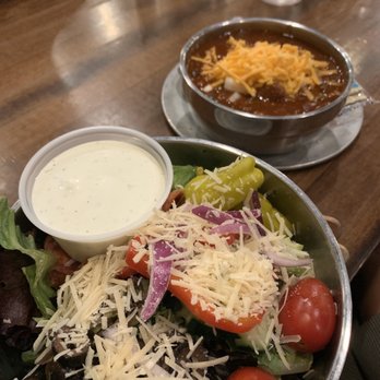 Cloudcroft Brewing Company - Soup and salad combo. Texas style Chili on this night. House made ranch and super fresh with veggies. - Pizza Near Me - Cloudcroft, New Mexico