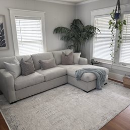Cindy Crawford soda with chaise lounge Cindy Crawford soda with chaise lounge