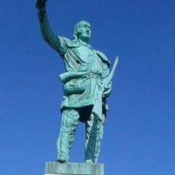 Statue of Davy Crockett