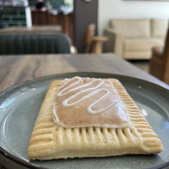 Vela Coffee - Brown sugar cinnamon pop tart - Coffee & Tea Near Me - San Antonio, Texas