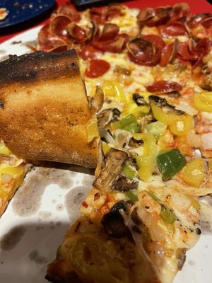 Plank's Cafe & Pizzeria by null
