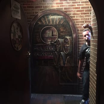 Tanqueray's - The entry way !!! - Dive Bars Near Me - Orlando, Florida