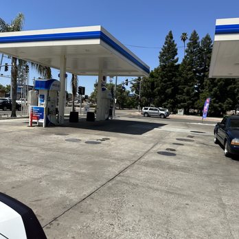 Arco - ..... - Gas Stations Near Me - Sanger, California