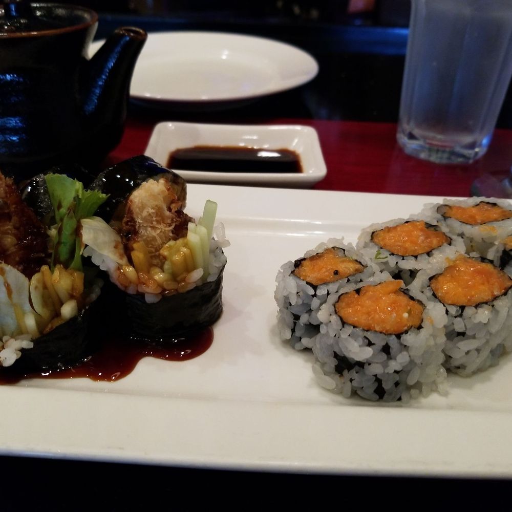 Wild Ginger - Shrimp Tempura roll & Spicy Tuna roll Lunch special! - Chinese Near Me - Rockville Centre, New York