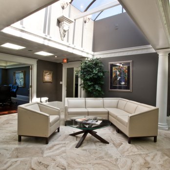 Barrister Title - Reception Area in Oak Forest - Real Estate Services Near Me - Oak Forest, Illinois