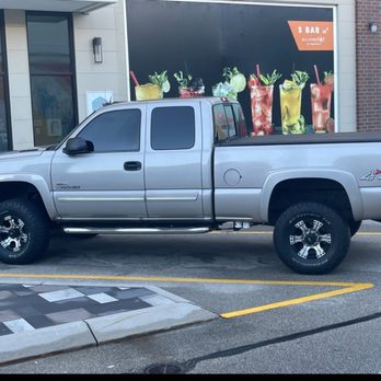 Jack-Son Auto Sales - 2004 Chevrolet Silverado Duramax - Car Dealers Near Me - Waukegan, Illinois Jack-Son Auto Sales - 2004 Chevrolet Silverado Duramax - Car Dealers Near Me - Waukegan, Illinois