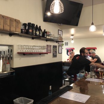 Button Brew House - Breweries Near Me - Tucson, Arizona