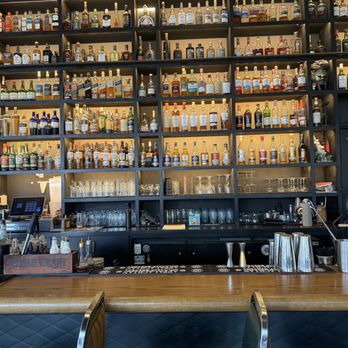 Dram and Draught - Cocktail Bars Near Me - Raleigh, North Carolina
