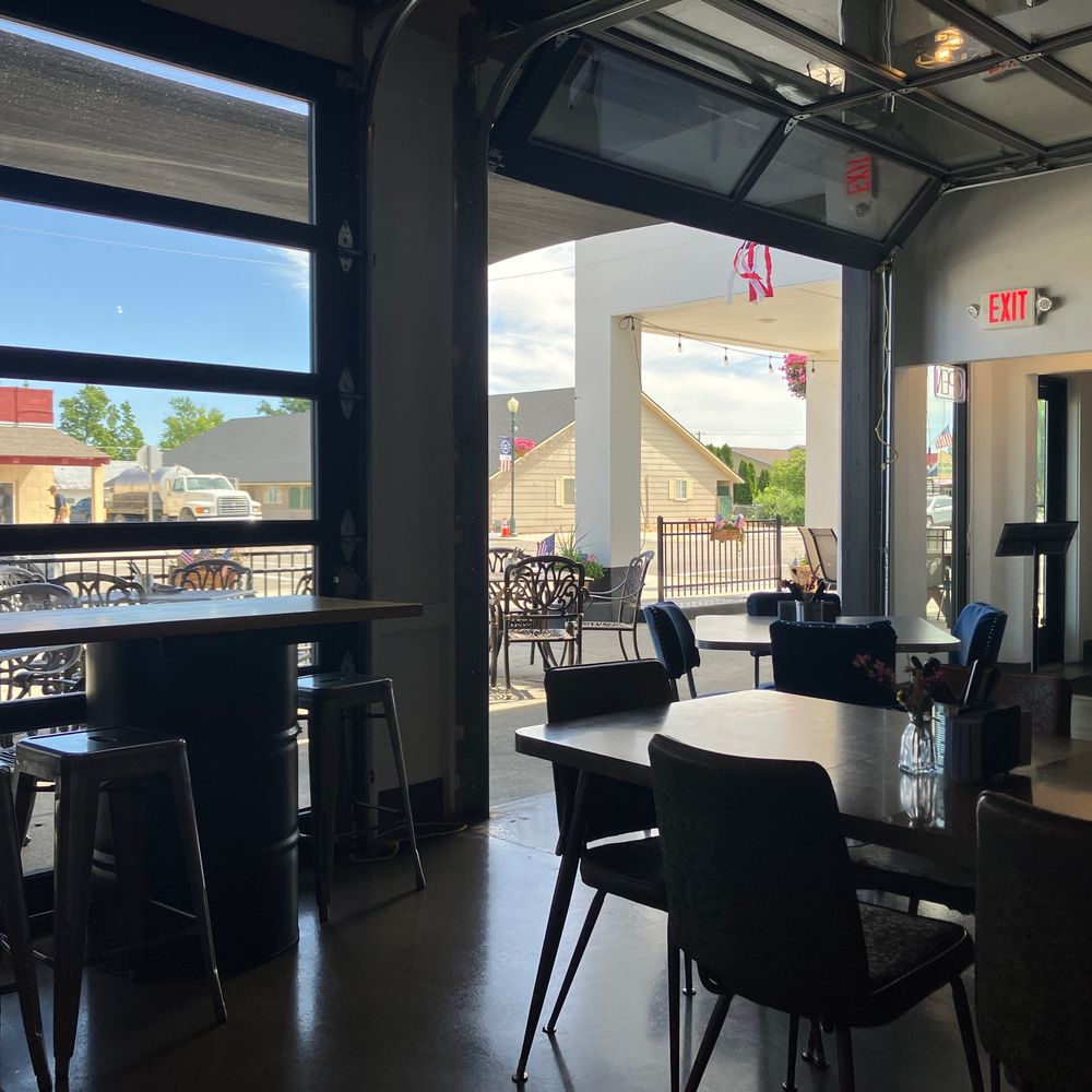 Hitchcock Station - Front outdoor seating - Salad Near Me - Fruitland, Idaho