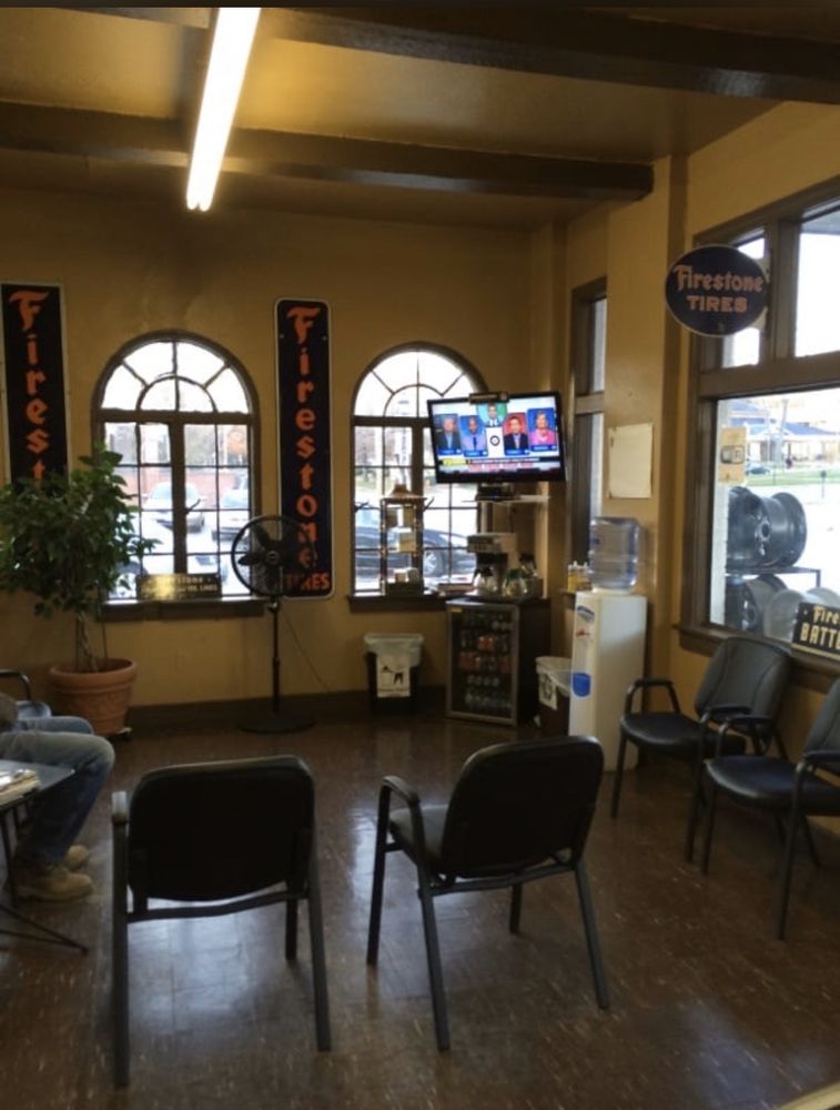 KIRBY’S FIRESTONE SERVICE CENTER 18 Photos & 42 Reviews 303 W Main